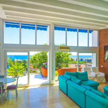 Selene By Hello Homes Sitges